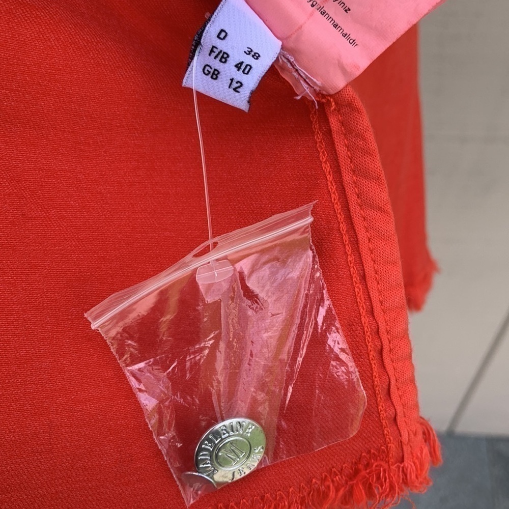 MADELEINE - Picture 14 of 16